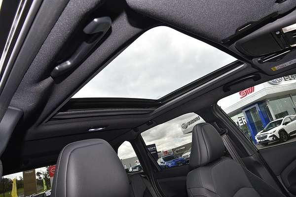 2025 Subaru Forester Hybrid Touring S6