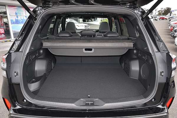 2025 Subaru Forester Hybrid Touring S6