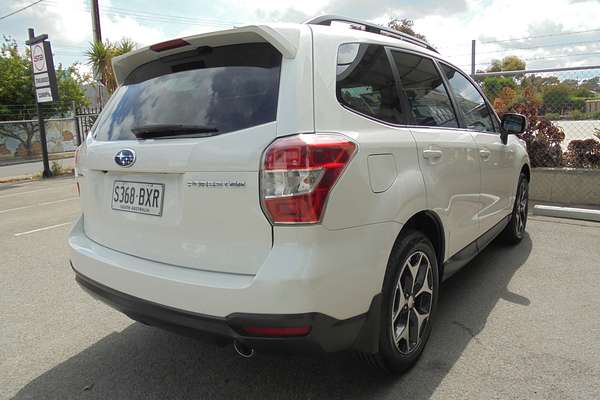 2015 Subaru Forester 2.5i-S S4