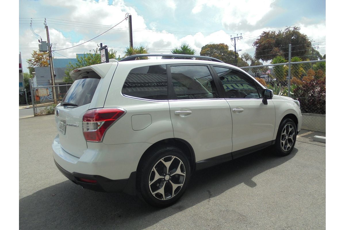 2015 Subaru Forester 2.5i-S S4
