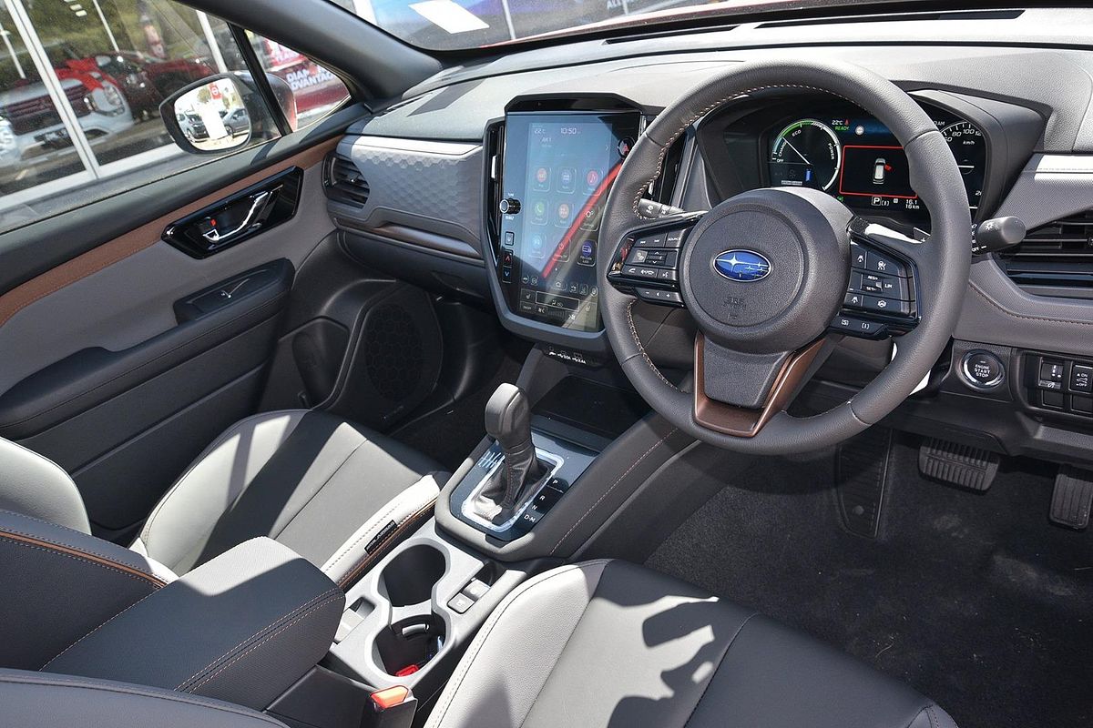 2025 Subaru Forester Hybrid Sport S6