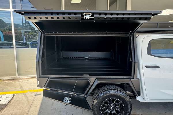 2025 Isuzu D-MAX SX 4X4