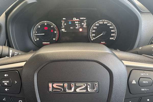 2025 Isuzu D-MAX SX 4X4