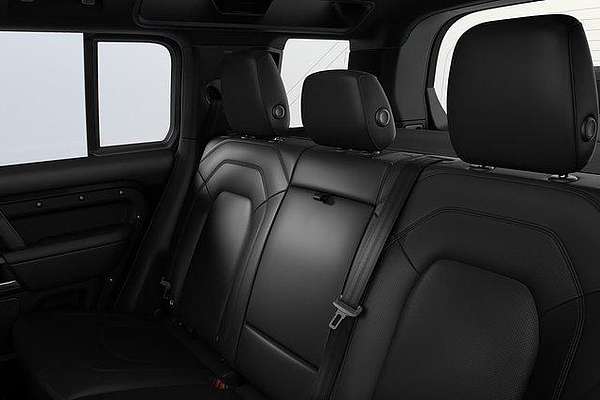 2025 Land Rover Defender 110 D350 X-Dynamic SE L663