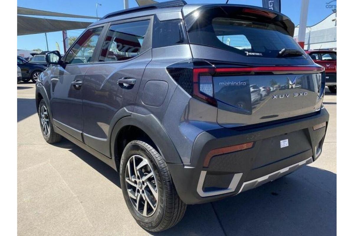 2025 Mahindra XUV3XO AX5L