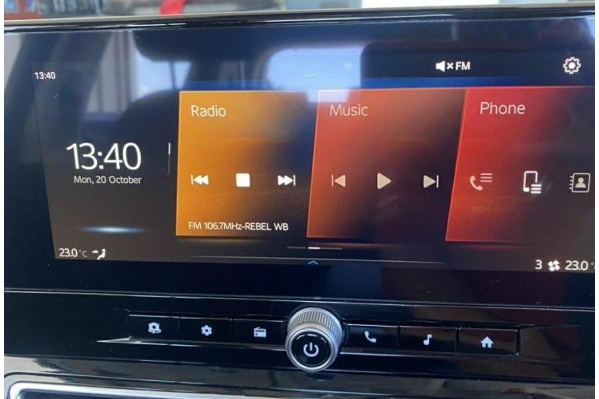 2025 Mahindra XUV3XO AX5L