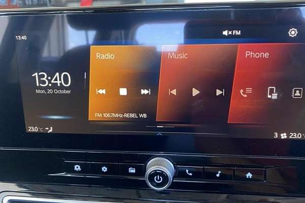 2025 Mahindra XUV3XO AX5L