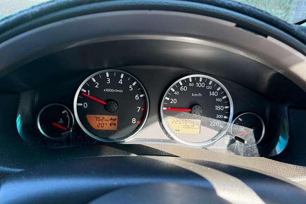 2005 Nissan Pathfinder ST-L R51