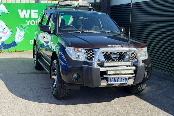 2005 Nissan Pathfinder ST-L R51