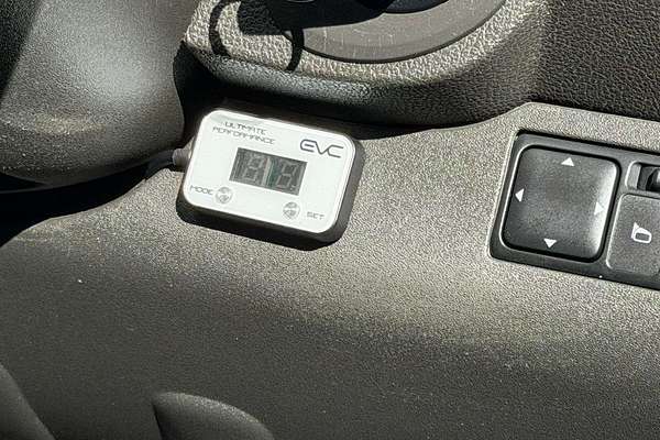 2005 Nissan Pathfinder ST-L R51