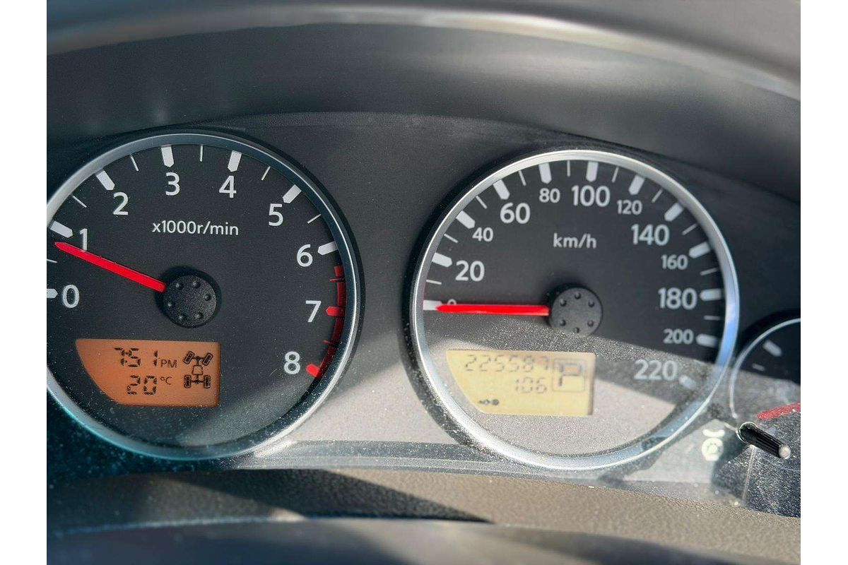 2005 Nissan Pathfinder ST-L R51