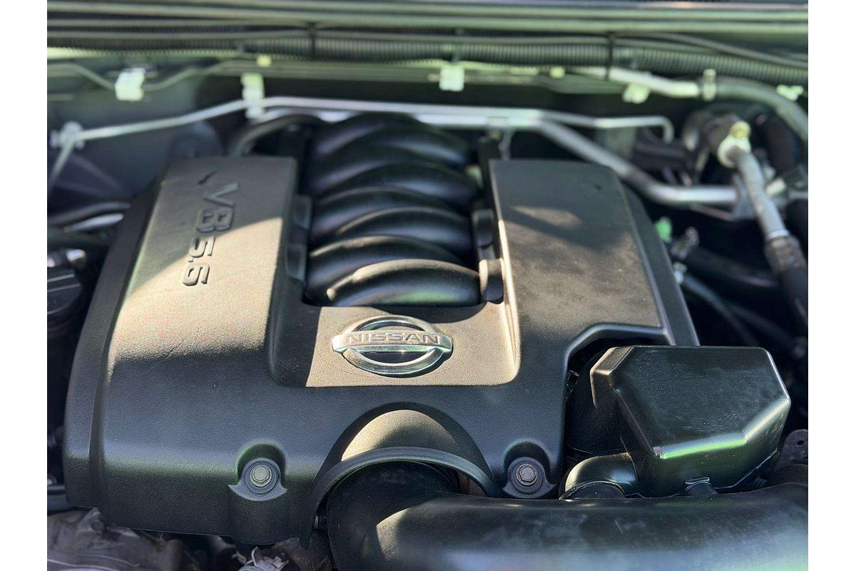 2005 Nissan Pathfinder ST-L R51