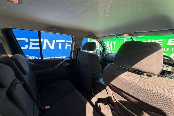 2005 Nissan Pathfinder ST-L R51