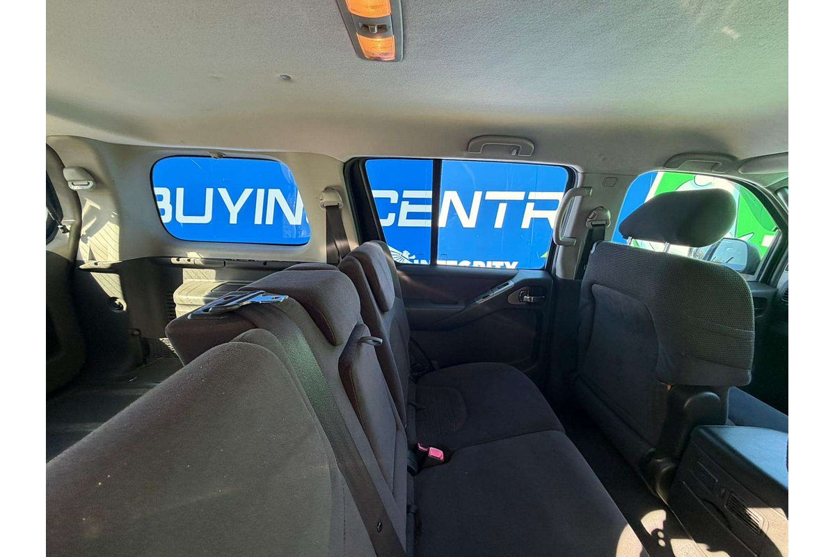 2005 Nissan Pathfinder ST-L R51