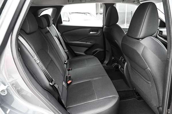 2025 Nissan QASHQAI ST-L J12