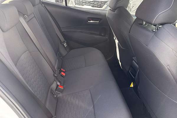 2019 Toyota Corolla SX Hybrid ZWE211R