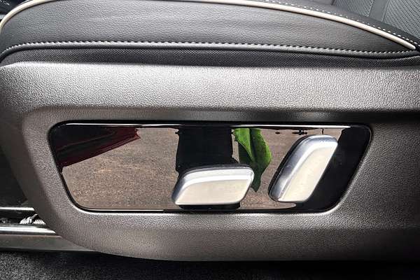 2024 GWM Tank 300 Ultra P01