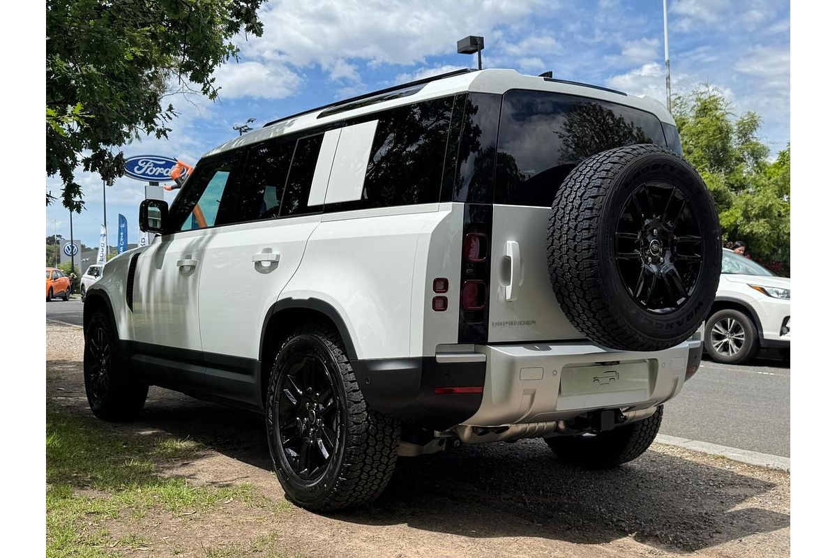 2025 Land Rover Defender 110 D250 S L663