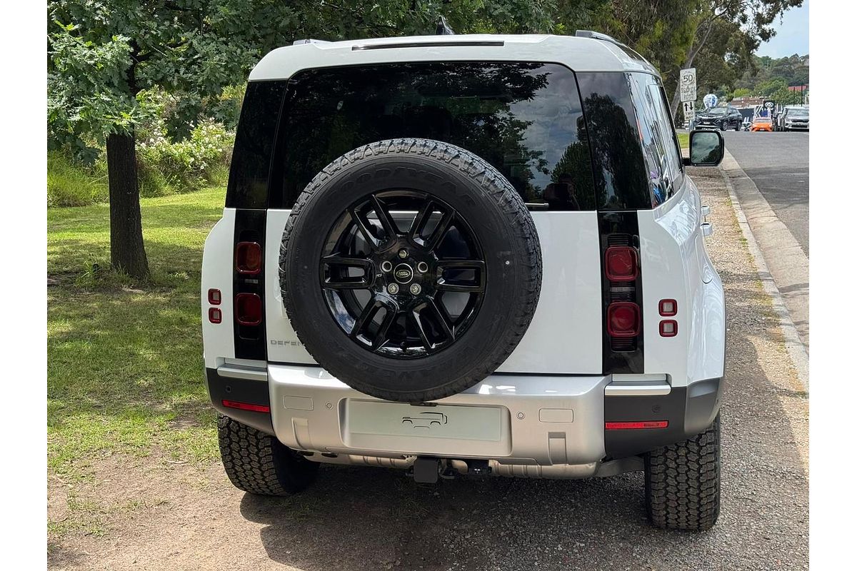2025 Land Rover Defender 110 D250 S L663