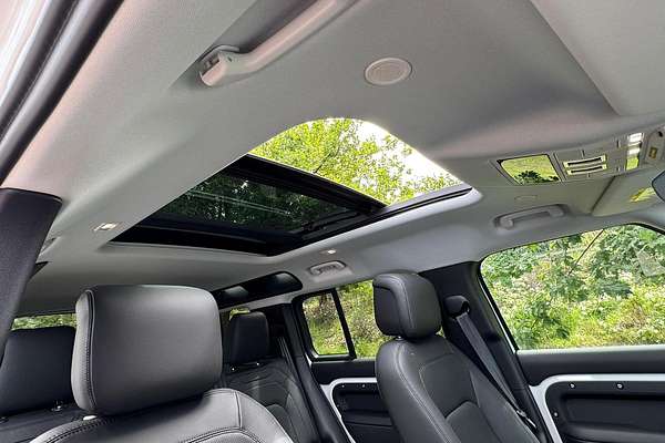 2025 Land Rover Defender 110 D250 S L663