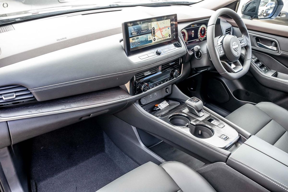 2025 Nissan X-TRAIL N-TREK T33