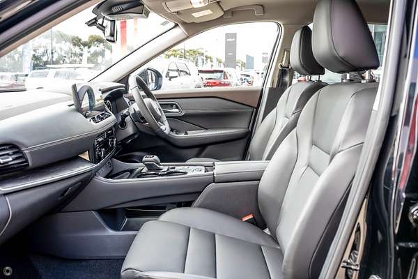 2025 Nissan X-TRAIL N-TREK T33