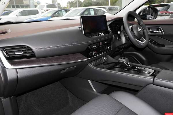 2025 Nissan X-TRAIL N-TREK T33