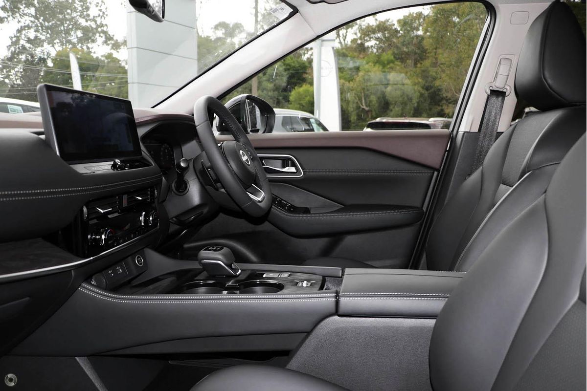 2025 Nissan X-TRAIL N-TREK T33