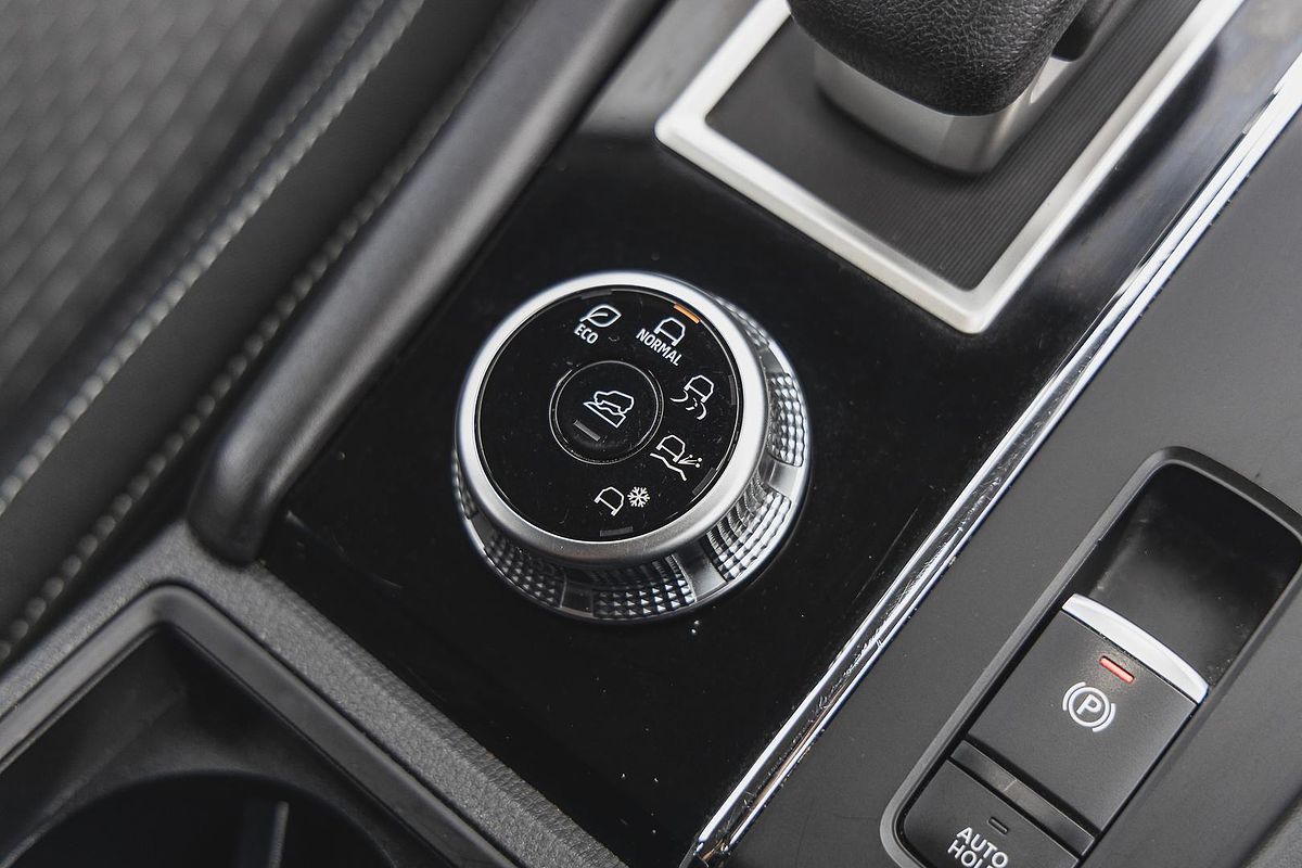 2023 Mitsubishi Outlander ES ZM