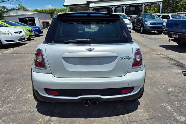 2009 MINI Hatch Cooper S R56