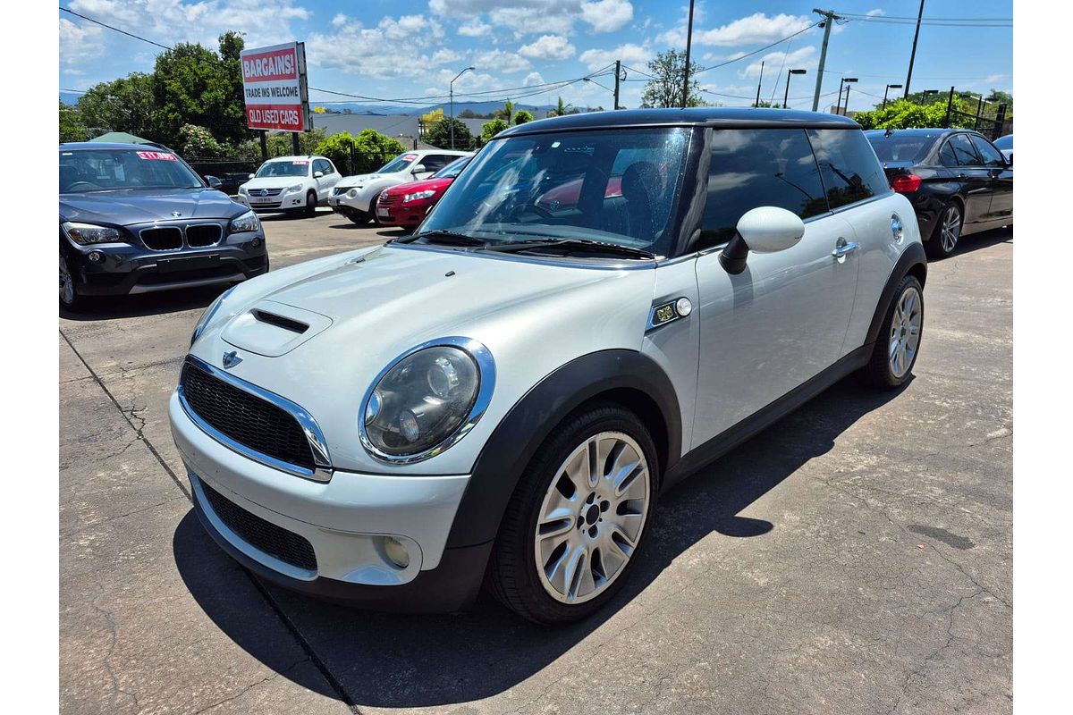 2009 MINI Hatch Cooper S R56