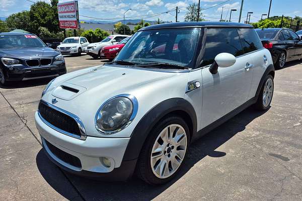 2009 MINI Hatch Cooper S R56