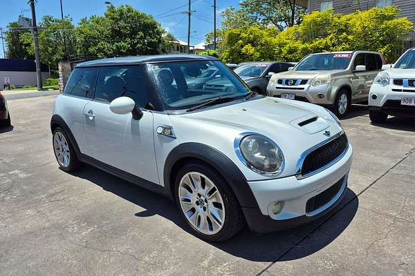 2009 MINI Hatch Cooper S R56