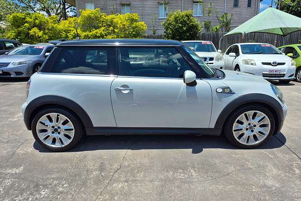 2009 MINI Hatch Cooper S R56