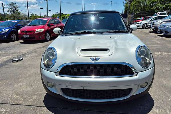 2009 MINI Hatch Cooper S R56