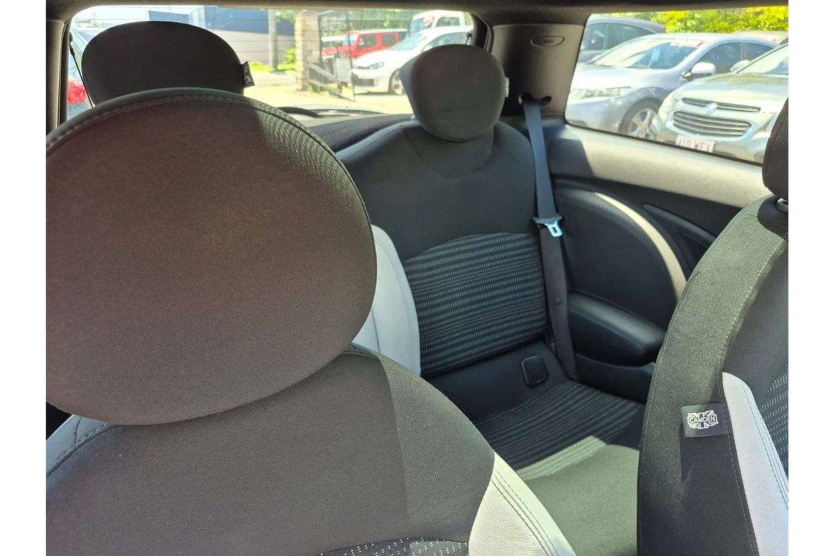 2009 MINI Hatch Cooper S R56