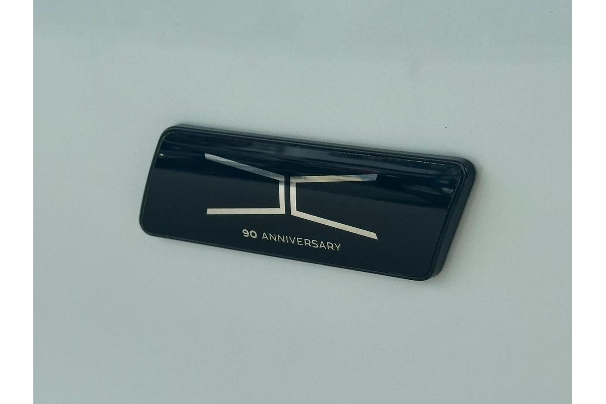 2025 Jaguar F-PACE PHEV P400e R-Dynamic SE 90th Anniversary Edition X761