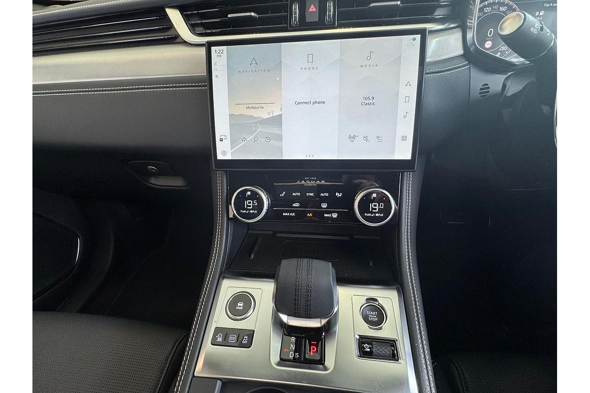 2025 Jaguar F-PACE PHEV P400e R-Dynamic SE 90th Anniversary Edition X761