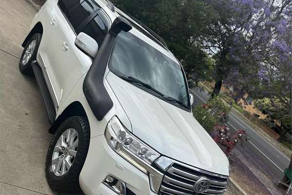 2016 Toyota Landcruiser Sahara VDJ200R