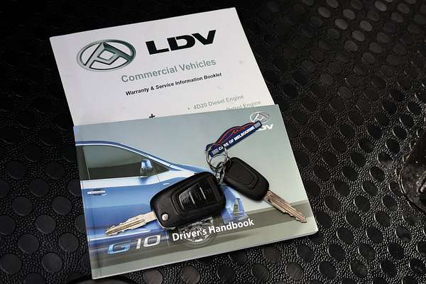 2022 LDV V80 LWB Mid Roof