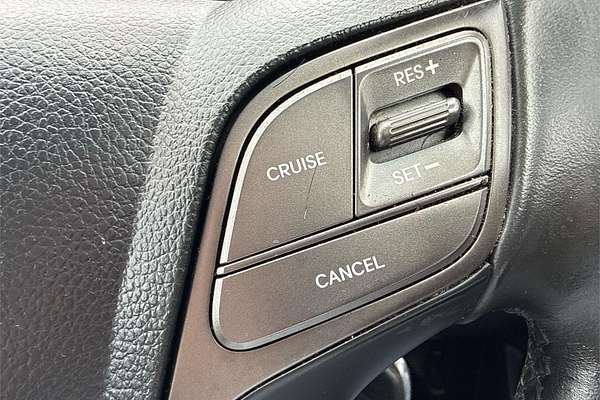 2016 Hyundai Santa Fe Active DM3 Series II