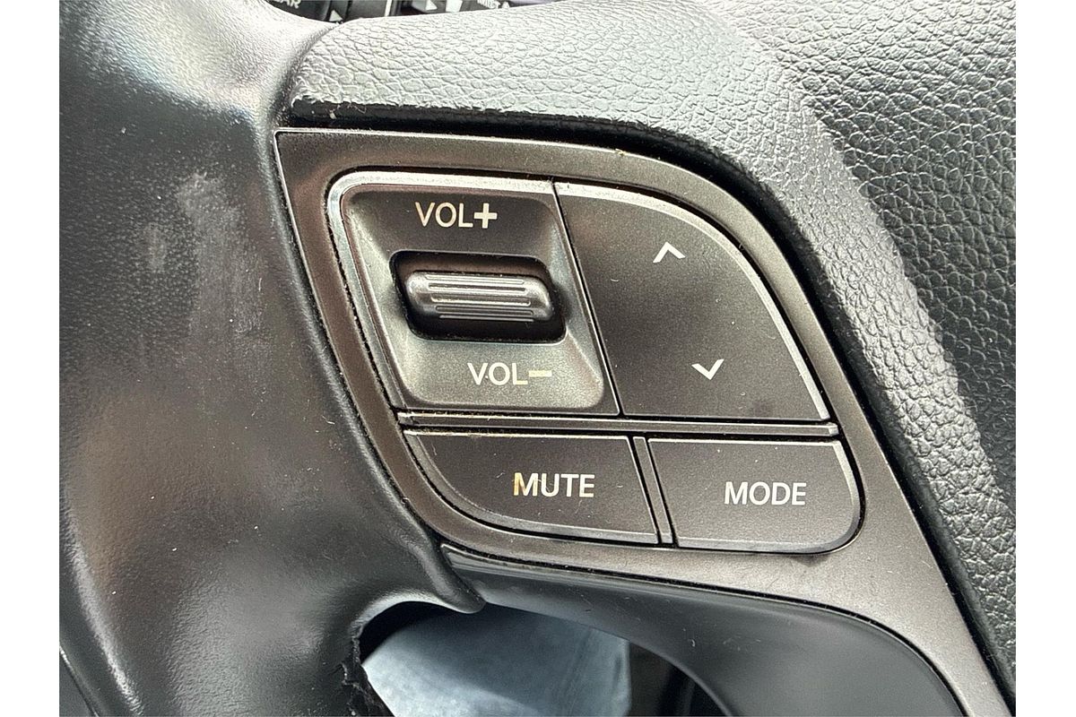 2016 Hyundai Santa Fe Active DM3 Series II