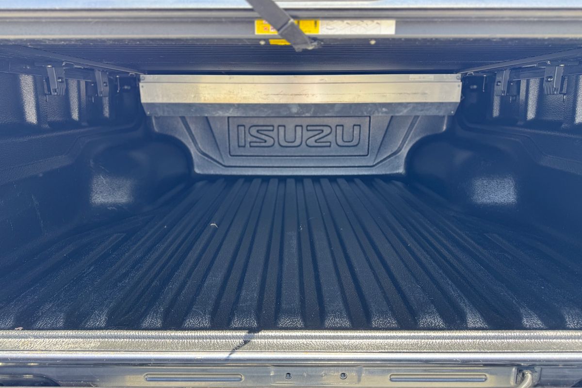 2023 Isuzu D-MAX X-TERRAIN 4X4