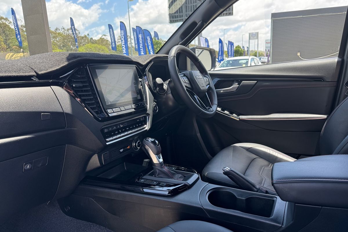 2023 Isuzu D-MAX X-TERRAIN 4X4