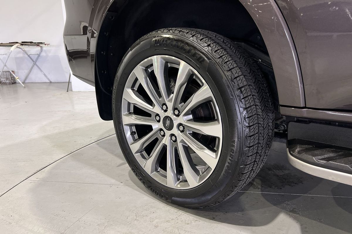 2024 Ford Everest Platinum 3.0L