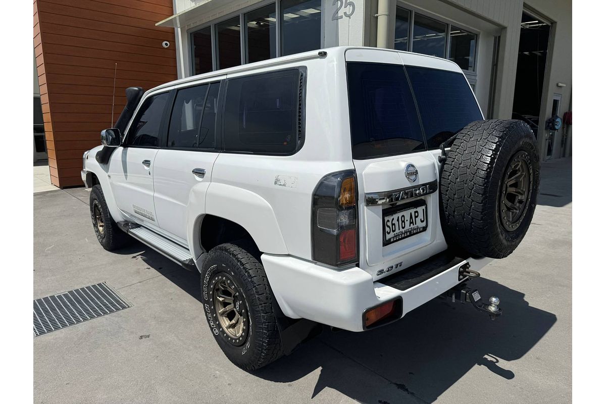 2012 Nissan Patrol Ti GU 8