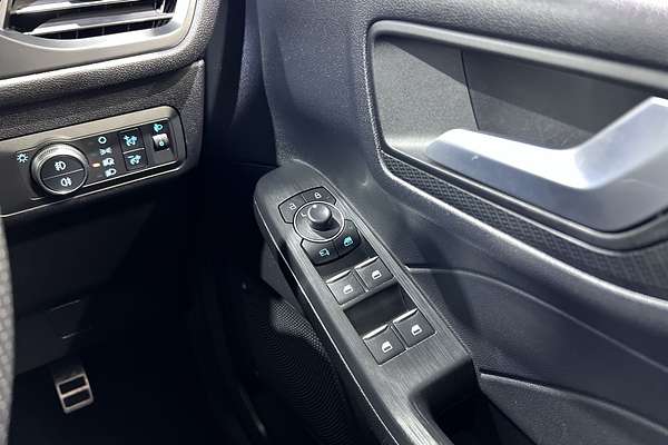 2023 Ford Escape ST-Line ZH