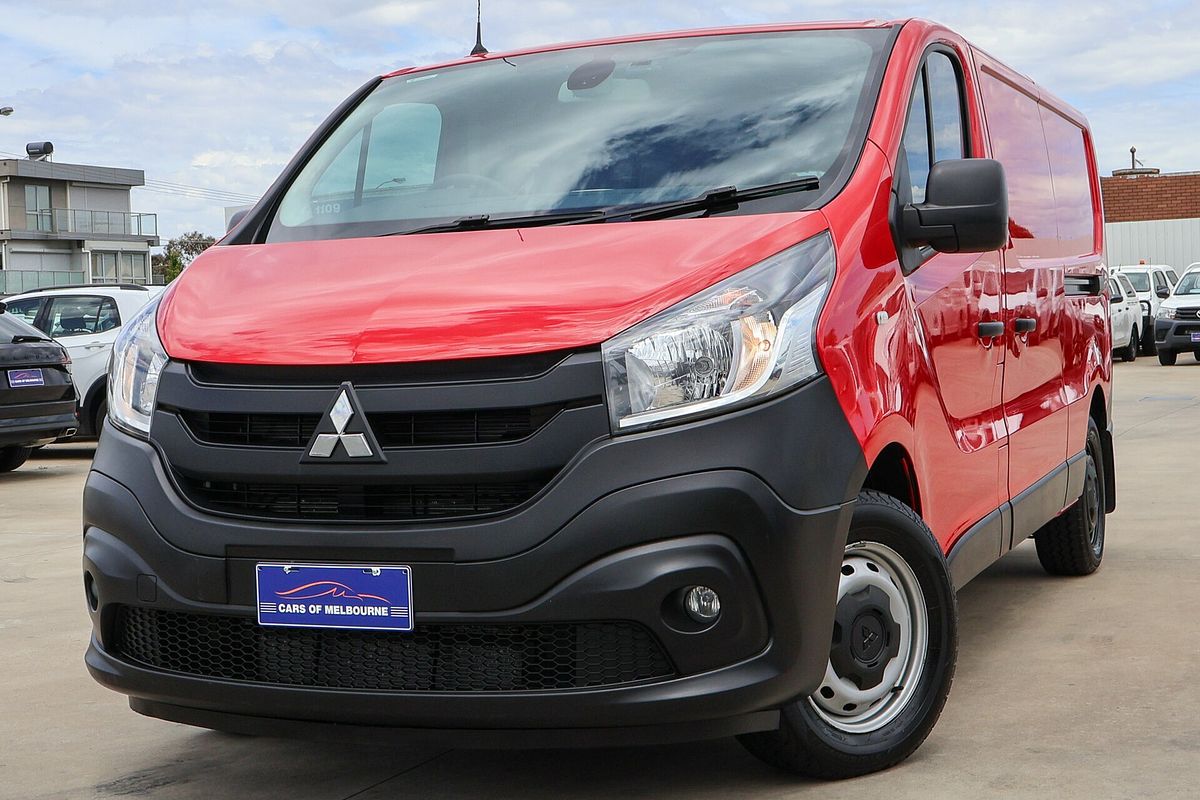 2022 Mitsubishi Express GLX SN LWB