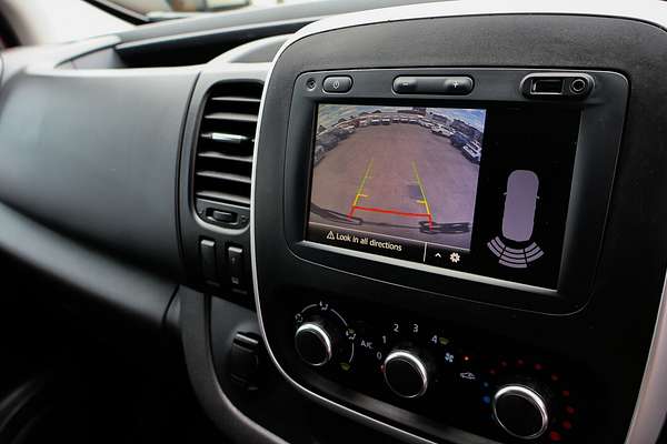 2022 Mitsubishi Express GLX SN LWB