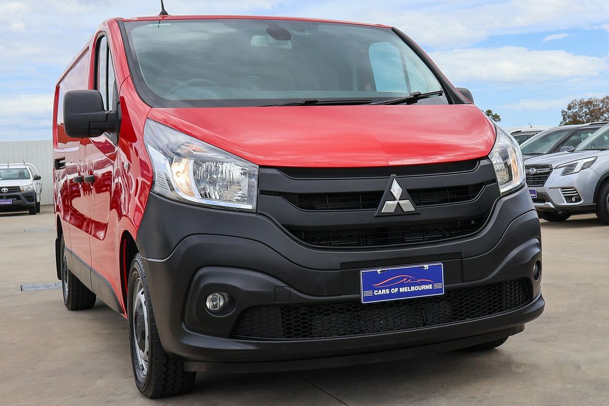 2022 Mitsubishi Express GLX SN LWB